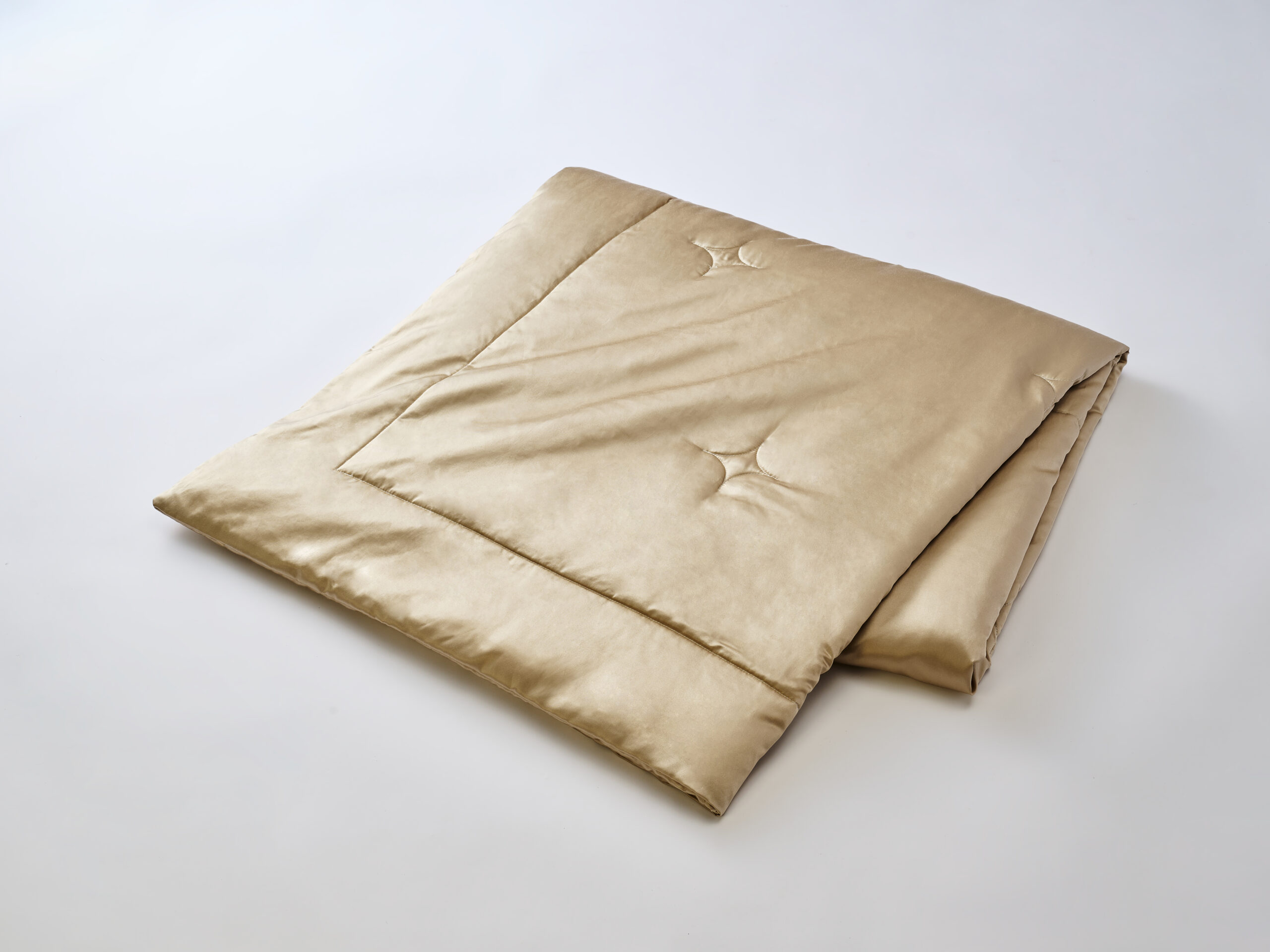 SILK SKIN | 株式会社ディーブレス - 暮らしの中で深呼吸